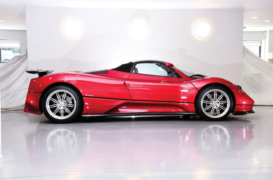  Pagani Zonda C12 7.3 S Roadster 2005 года  (фото 23 из 27)